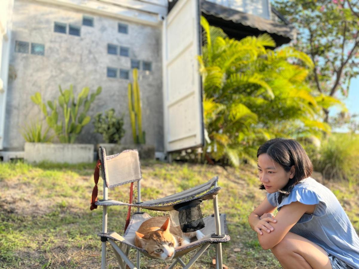 บ้าน Guh Uthai Thani Exterior foto